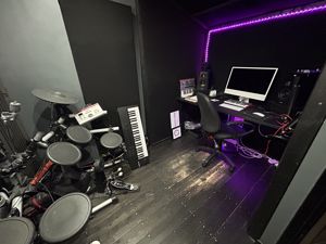 Photo 5- click for photo gallery